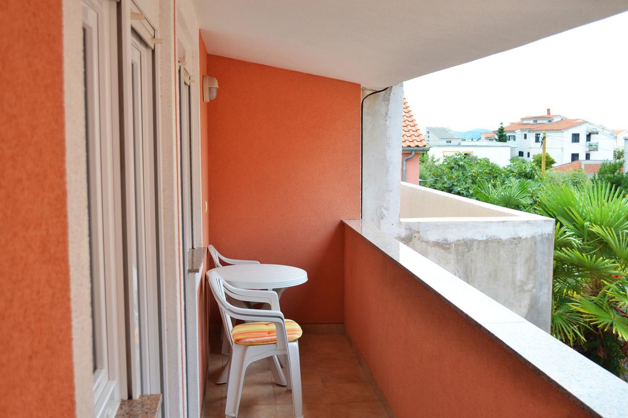 Apartments Milka Vodice Eksteriør bilde