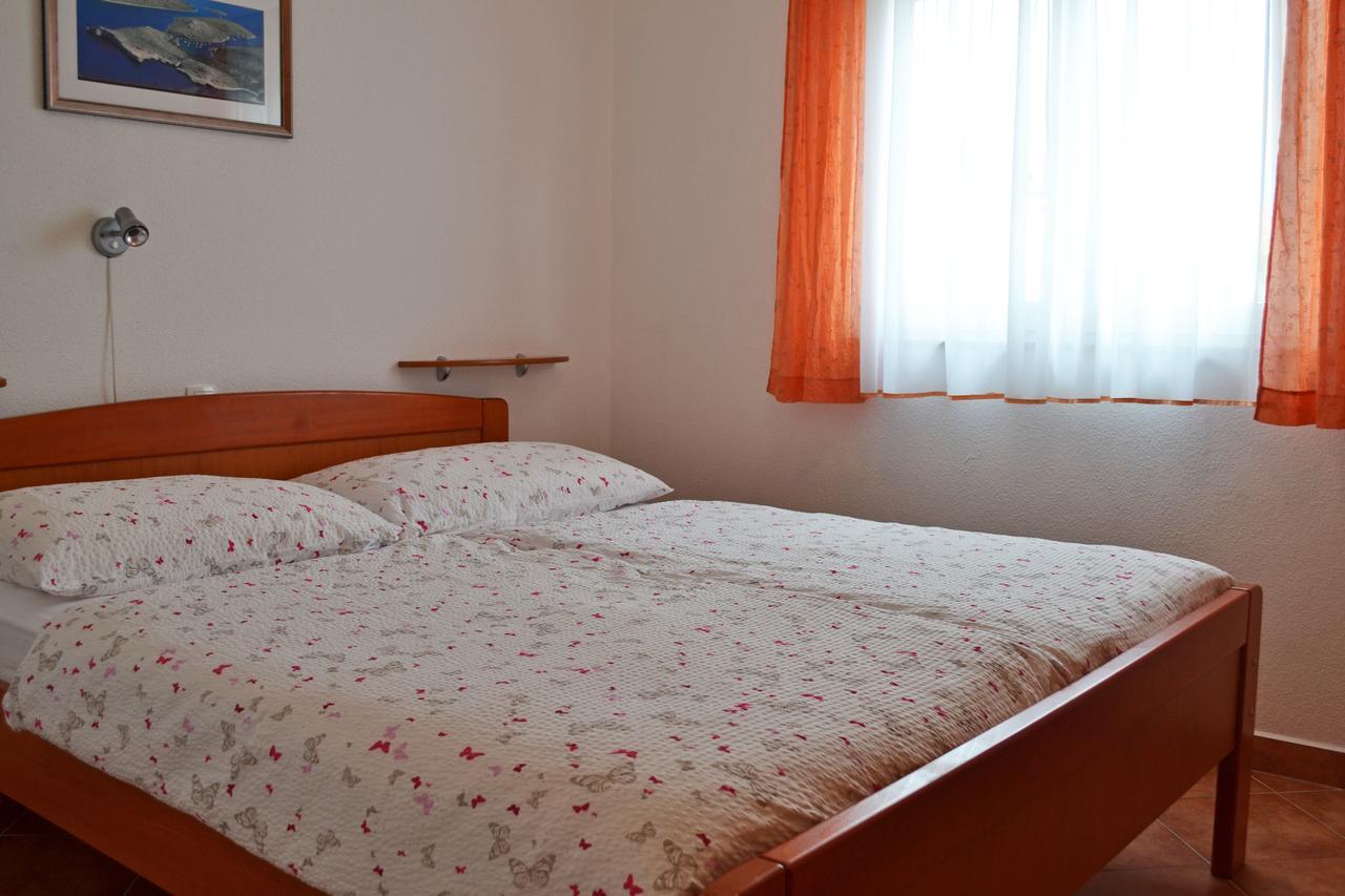 Apartments Milka Vodice Eksteriør bilde
