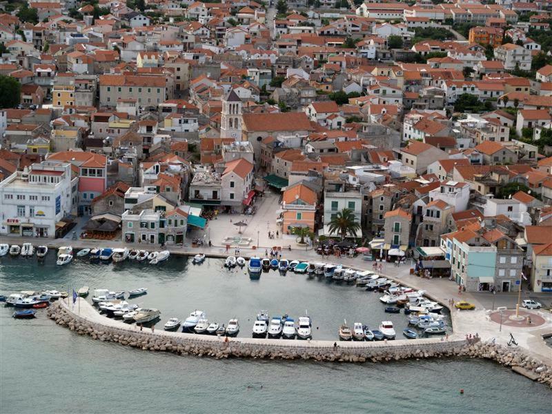 Apartments Milka Vodice Eksteriør bilde